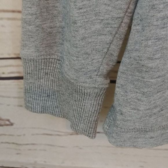 LONG Sleeved Tommy Tee - Picture 4 of 5